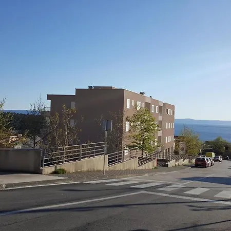 Apartment Apartman Aurora Drvis Easy Acess To Sea ,center , Restaurant *
