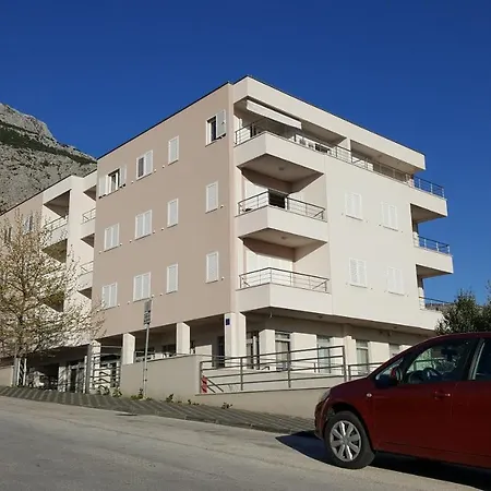 Apartman Aurora Drvis Easy Acess To Sea ,center , Restaurant * Makarska