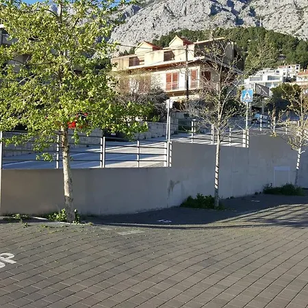 Apartman Aurora Drvis Easy Acess To Sea ,center , Restaurant Makarska
