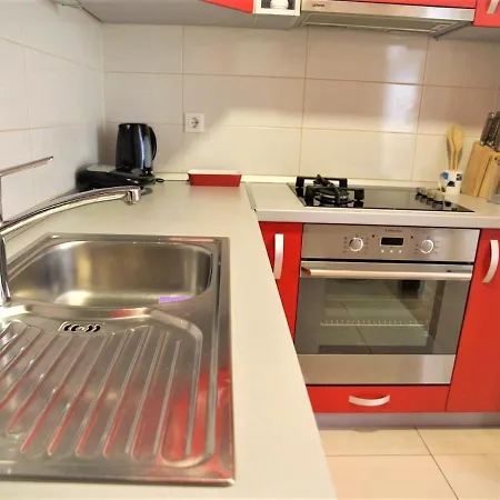 Apartman Aurora Drvis Easy Acess To Sea ,center , Restaurant Apartment