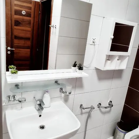 Apartman Aurora Drvis Easy Acess To Sea ,center , Restaurant Makarska